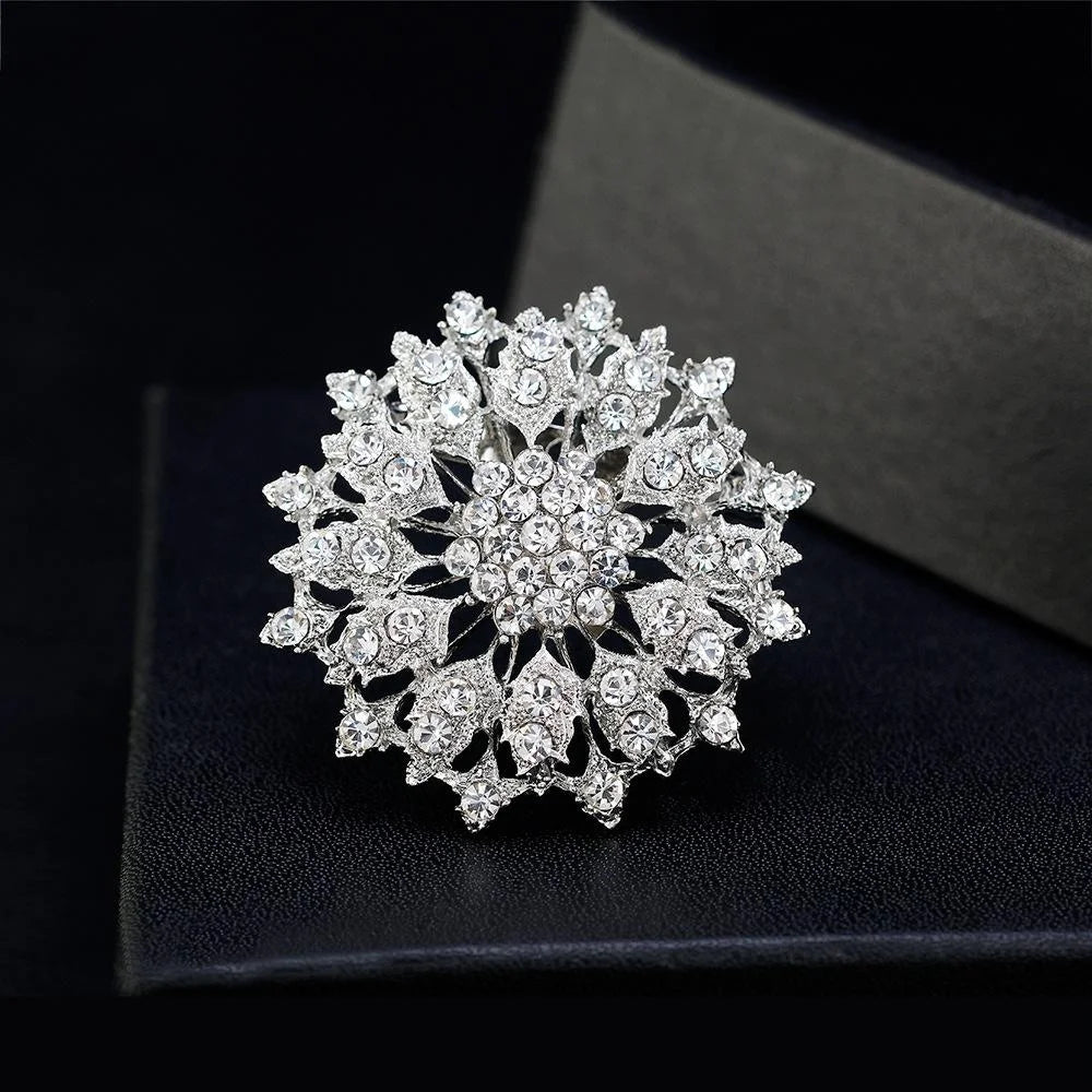 Luxury Silver-Plated Alloy Rhinestone Snowflake Flower Brooch, Elegant Lapel Pin Corsage Suit Accessory Gift