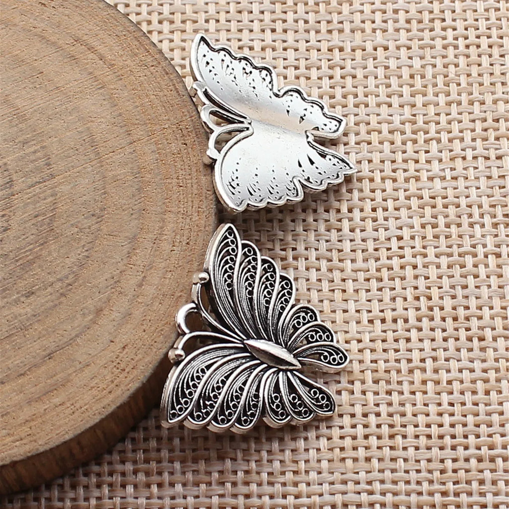 24x21mm 1.6g Antique Silver Zinc Alloy Butterfly Charm Pendant for DIY Necklace and Bracelet Making