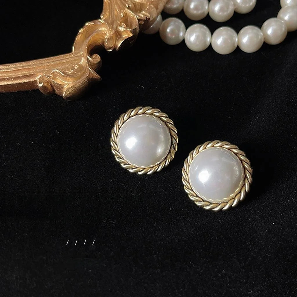 Vintage Hong Kong Style Silver Plated Copper Round Big Pearl Stud Earrings