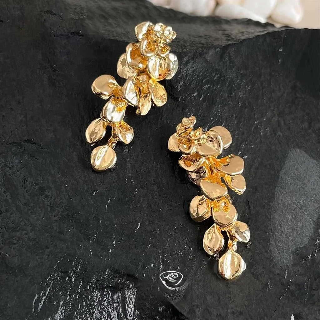 Light Luxury Gold Metal Flower Leaf Long Tassel Drop Earrings Vacation Statement Jewelry
