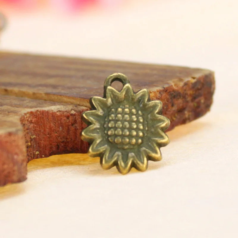 16MM Antique Silver Zinc Alloy Sunflower Charm Pendant for DIY Necklace Bracelet Jewelry Making