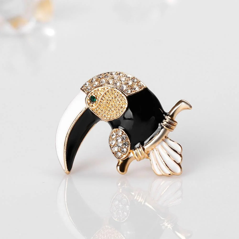 Luxury Big Beak Toucan Parrot Brooch With Rhinestone Enamel Alloy, Elegant Lapel Pin Corsage Gift