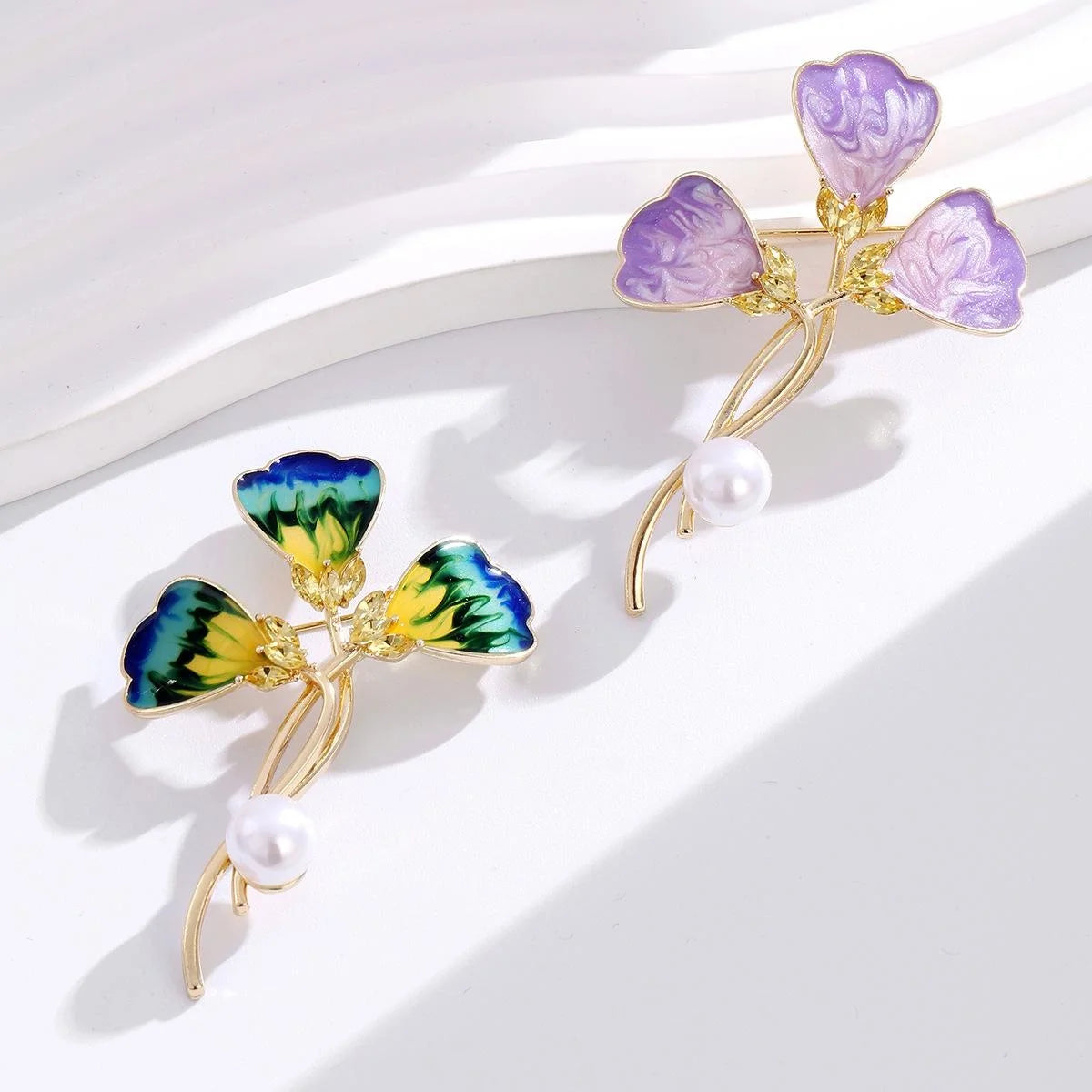 Elegant New Chinese Purple Enamel Clover Flower Brooch With Pearl, Rhinestone Lapel Pin Corsage Gift