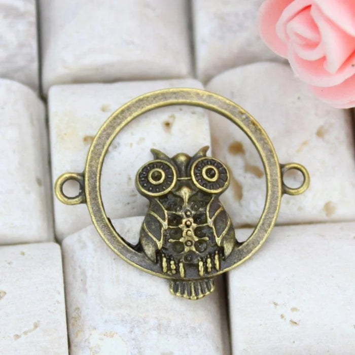 Antique Silver Zinc Alloy Owl Charm Pendant for DIY Necklace Bracelet Jewelry Making — 24mm