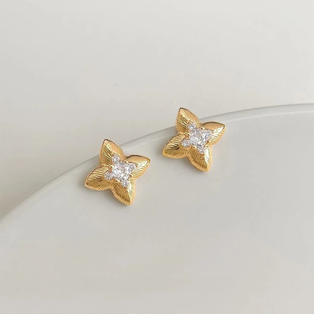 Old Money Style 14K Plated Copper Micro Pave Zircon Star Flower Stud Earrings