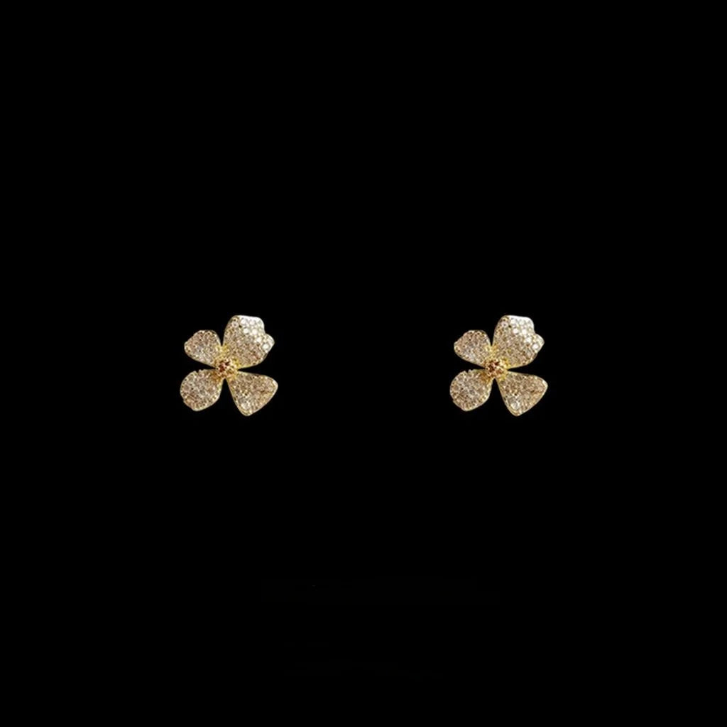 French Light Luxury Micro Pave Zircon Flower Stud Earrings Copper Petal Design Silver Plated Pins