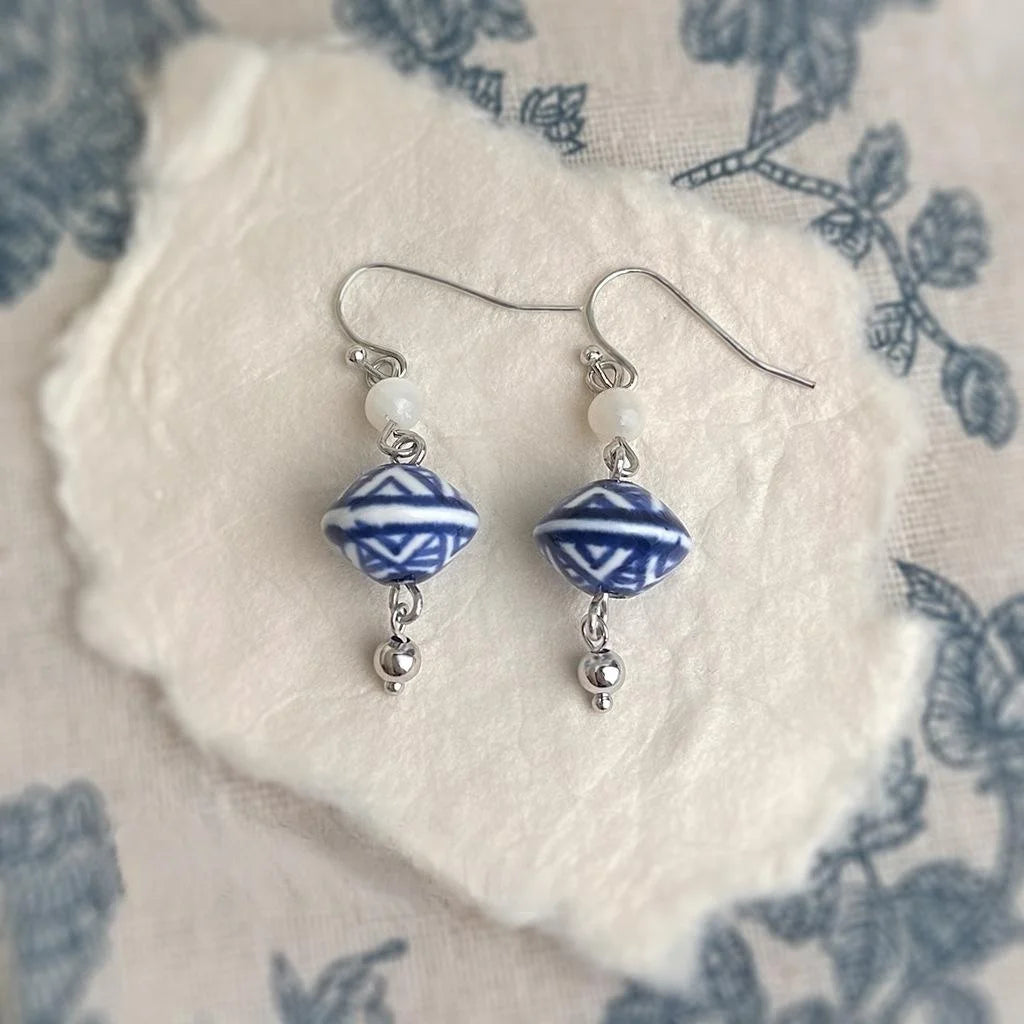 Handmade Chinese Style Blue And White Porcelain Ceramic Shell Geometric Diamond Drop Earrings