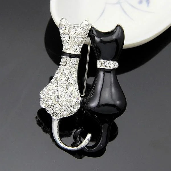 Elegant Black White Enamel Rhinestone Double Cat Brooch, Alloy Lapel Pin Corsage Suit Accessory Gift