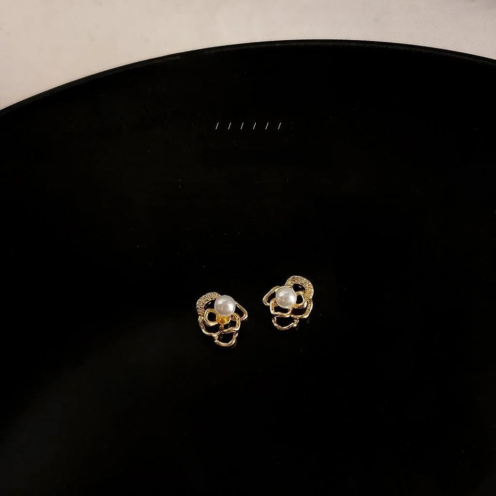 14K Gold Plated Copper Micro Pave Zircon Heart Flower Leaf Drop Earrings Minimalist Jewelry