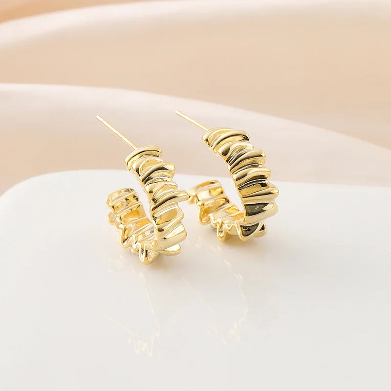 Elegant Gold Alloy Wrinkled Spiral Hoop Earrings, Stud & Clip On No Piercing Croissant Metal Earrings