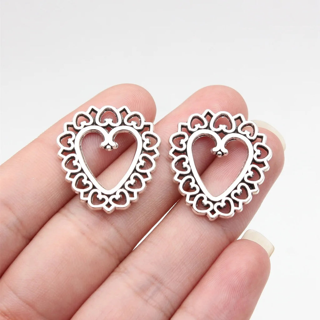25x23mm 2.7g Antique Silver Zinc Alloy Heart Charm Pendant for Necklace Bracelet DIY Jewelry