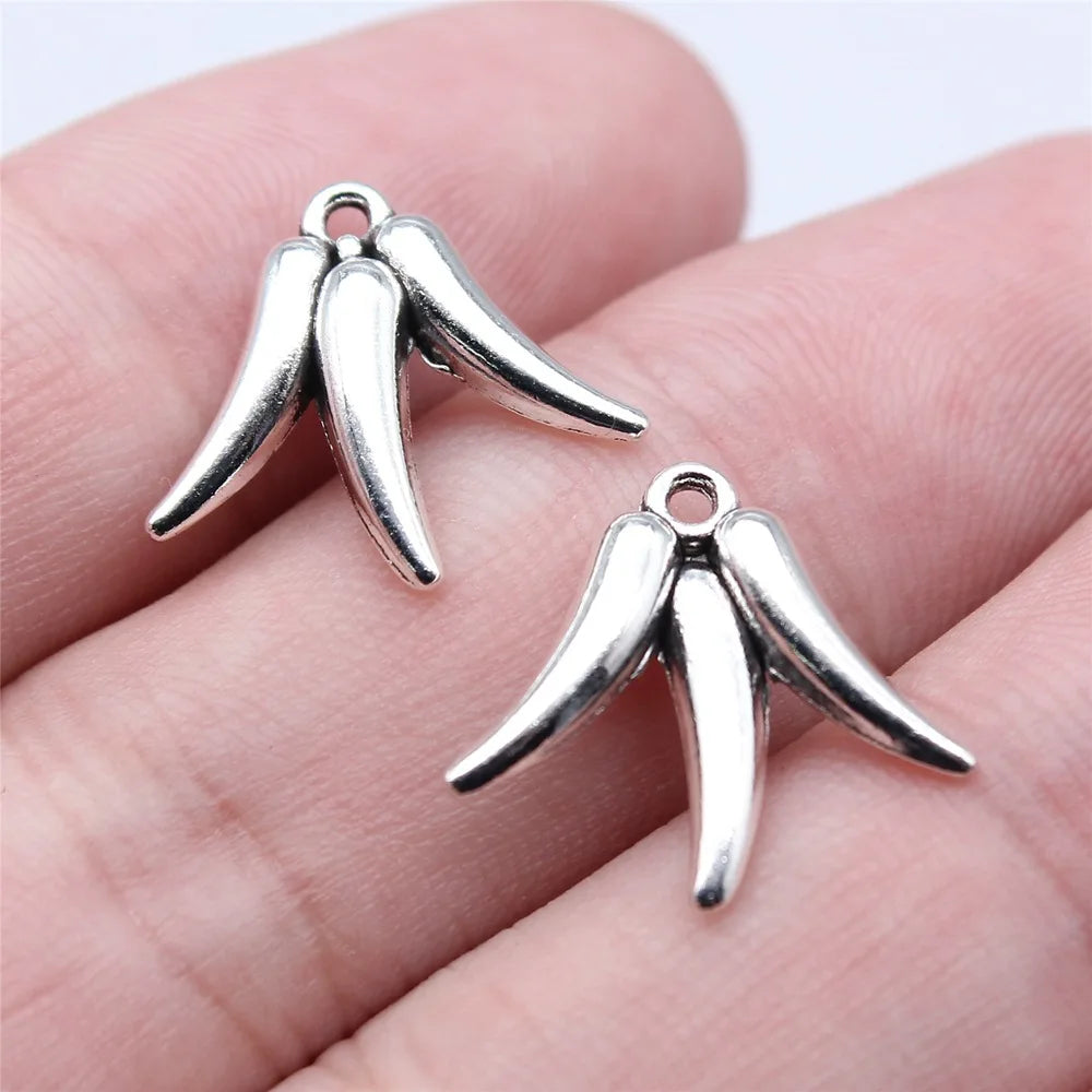 18x16mm 1.3g Antique Silver Zinc Alloy Chili Pepper charm pendant for DIY bracelet necklace accessories