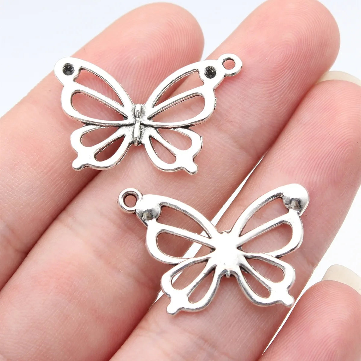 27x18mm 1.4g Antique Silver Zinc Alloy Butterfly Charm Pendant for DIY Necklace Bracelet Jewelry Making