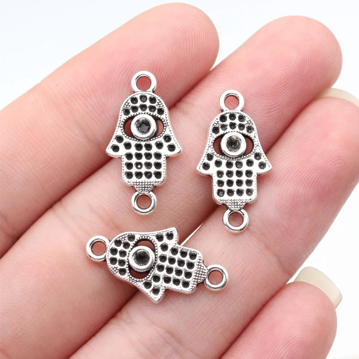 21x11mm 0.86g Antique Silver Zinc Alloy Hand Connector Charm for Rhinestone DIY Jewelry Making