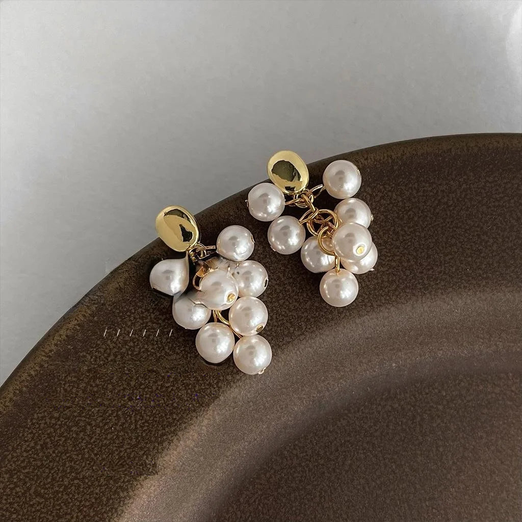 Light Luxury Handmade Silver Plated Pin Glass Pearl Grape Cluster Tassel Drop Earrings