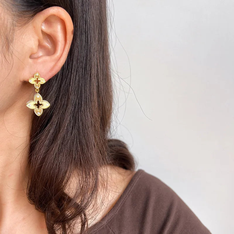 Elegant Gold Alloy Hollow Four Leaf Clover Rhinestone Dangle Stud & Clip On No Piercing Earrings