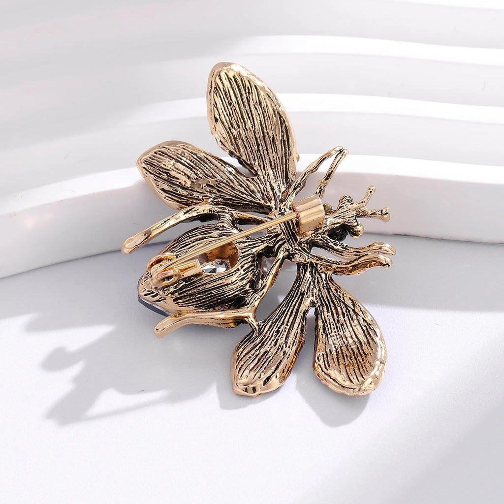 Luxury Bee Brooch With Rhinestones Faux Pearl Blue Crystal Alloy Insect Lapel Pin Corsage Suit Accessory