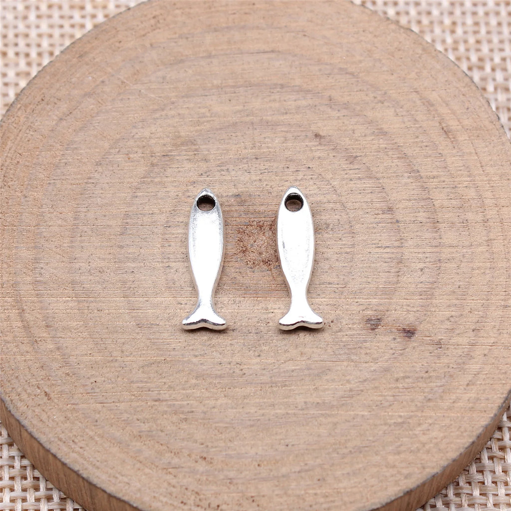 16x5mm 0.5g Antique Silver Zinc Alloy Small Fish Charm Pendant for Necklace Bracelet Making