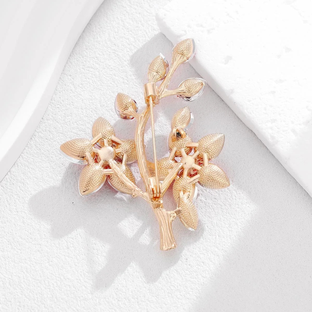 Elegant Red Crystal Flower Branch Brooch Gold Alloy Rhinestone Floral Lapel Pin Corsage Gift For Women