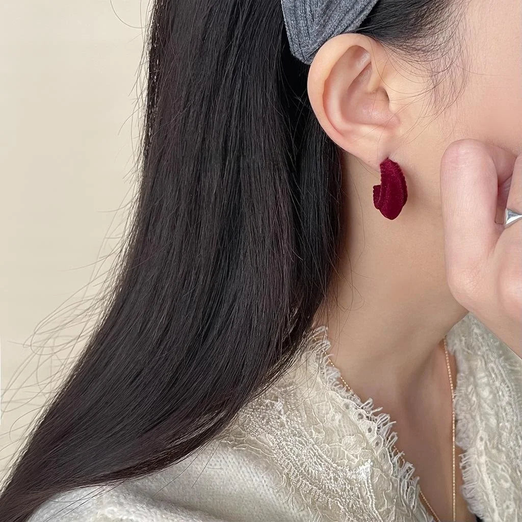 2025 New Burgundy Flocked Bow Geometric Metal Stud Earrings For Women, Hong Kong Retro Commuter Style