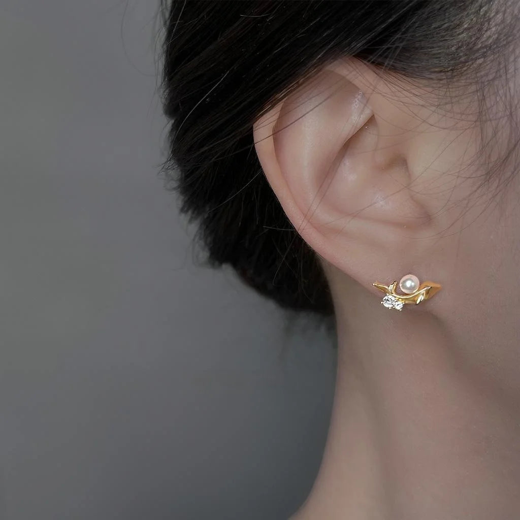 Light Luxury Micro Pave Zircon 14K Plated Copper Whale Stud Earrings