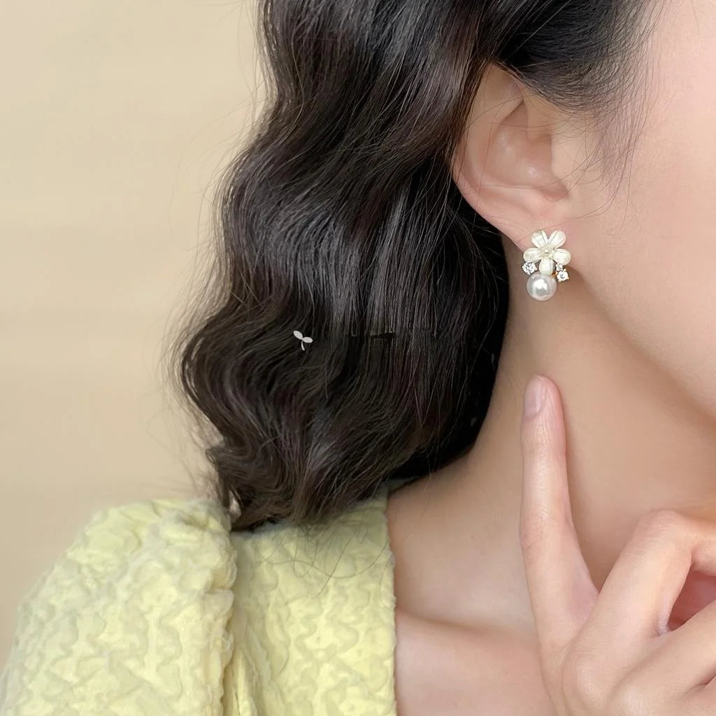 14K Gold Plated Copper Flower Stud Earrings With Micro Pave Zircon Sweet Korean Style