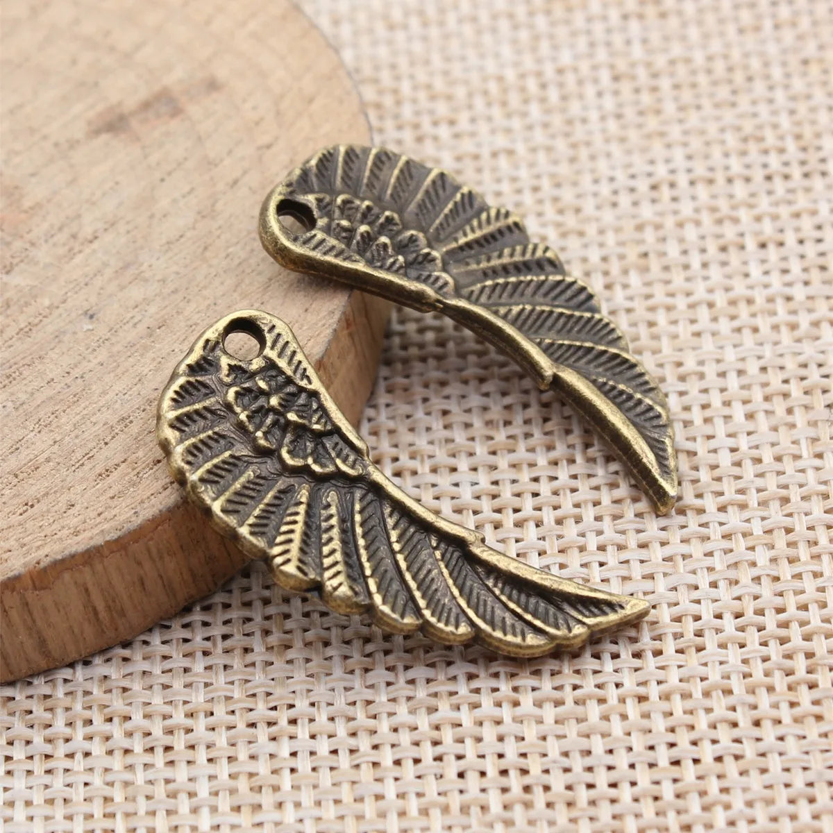 35x16mm 3.3g Multicolor Zinc Alloy Double Sided Wings Charm Pendant for Necklace Bracelet DIY Jewelry