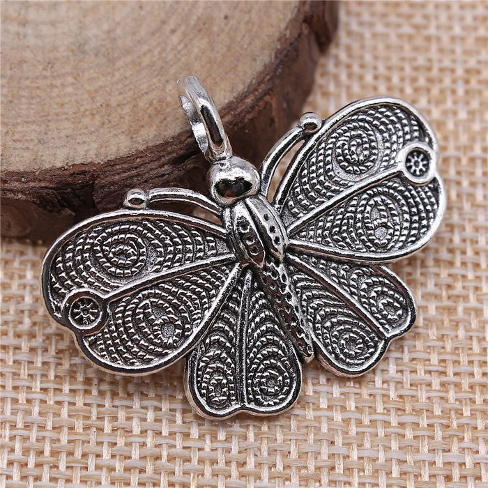 41x31mm 4.2g Antique Silver Zinc Alloy Butterfly Charm Pendant for DIY Necklace Bracelet Making