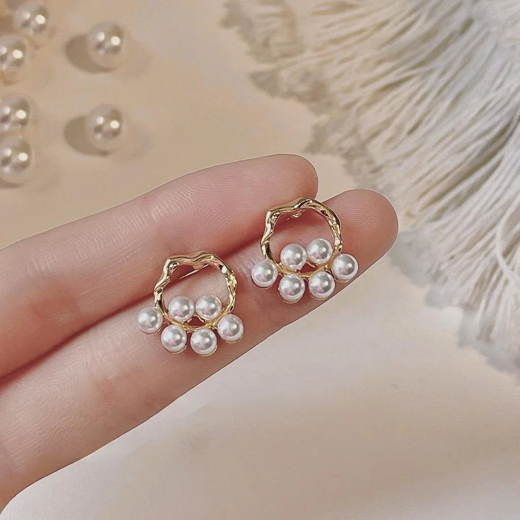 French Vintage Copper Hollow Geometric Pearl Stud Earrings Minimalist Textured Round Jewelry