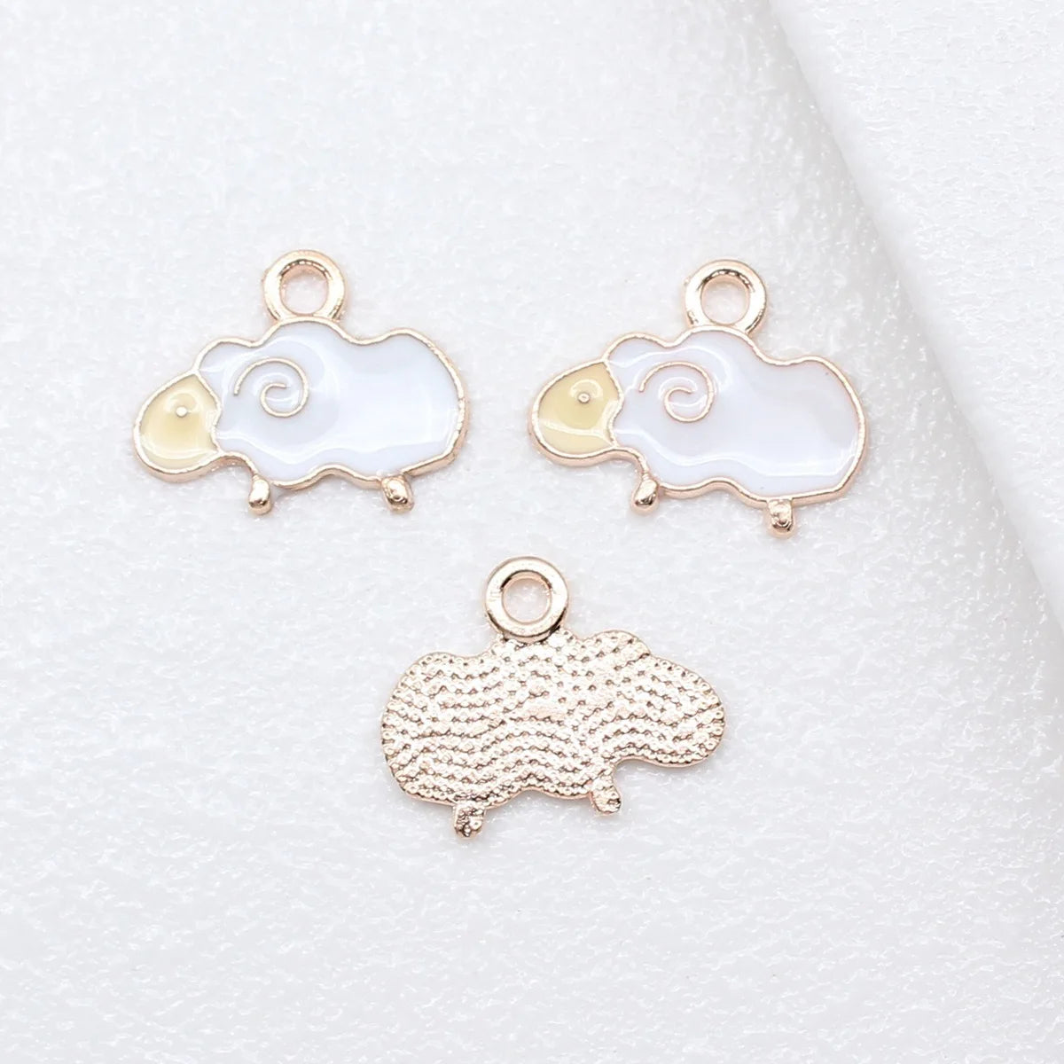 15x19mm 0.82g Multicolor Zinc Alloy Cartoon Sheep Charm Pendant for Necklace Bracelet Keychain DIY