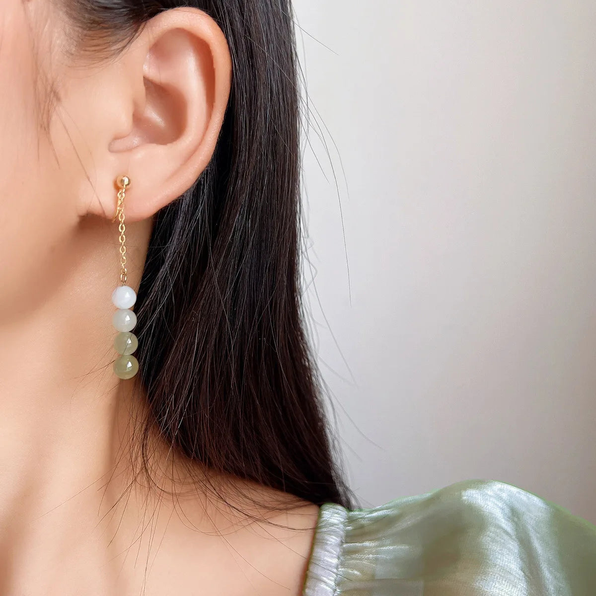 Vintage Chinese Style Gradient Jade Bead Tassel Alloy Spiral Disc Stud & Clip On No Piercing Earrings