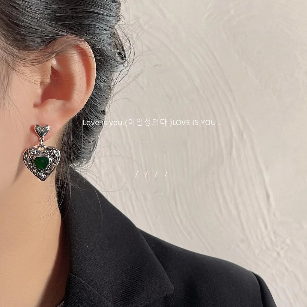 Sweet Cool Hammered Metal Heart Stud Earrings Vintage Silver Plated Post Jewelry For Women