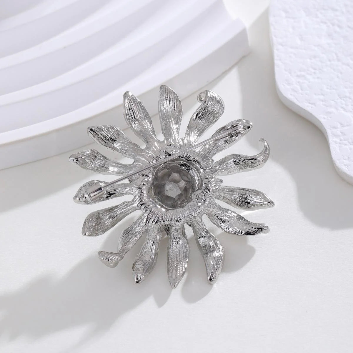 Luxury Silver Alloy Sunflower Rhinestone Brooch, Elegant Large Flower Lapel Pin Corsage Suit Accessory