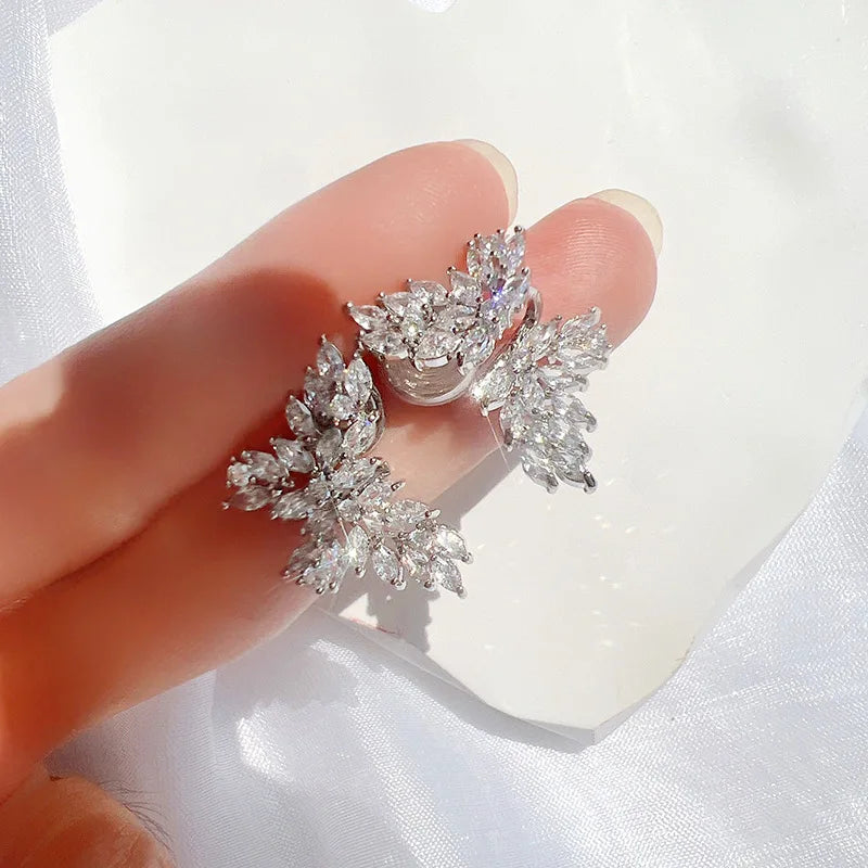 Elegant Luxury Alloy Zircon Butterfly Swirl Stud & Clip On No Piercing Statement Ear Cuff Earrings