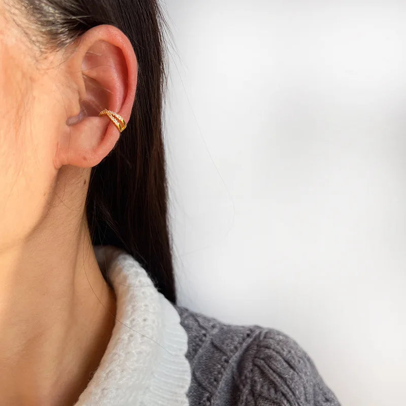 Elegant X Cross Zircon Ear Cuff Stud & Clip On No Piercing Layered Gold Alloy Women'S Earrings