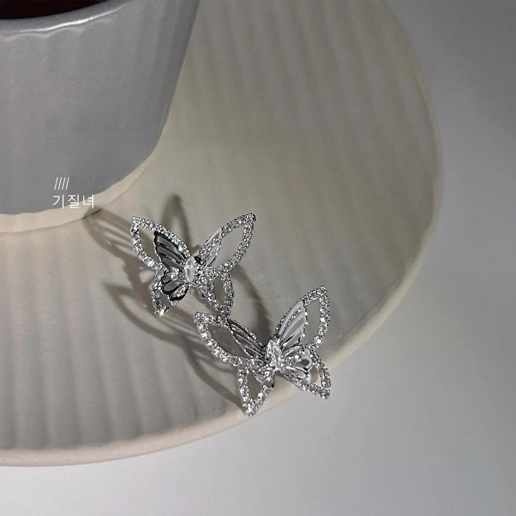 Sweet Cool Butterfly Zircon Stud Earrings Silver Plated Micro Pave Insect Jewelry