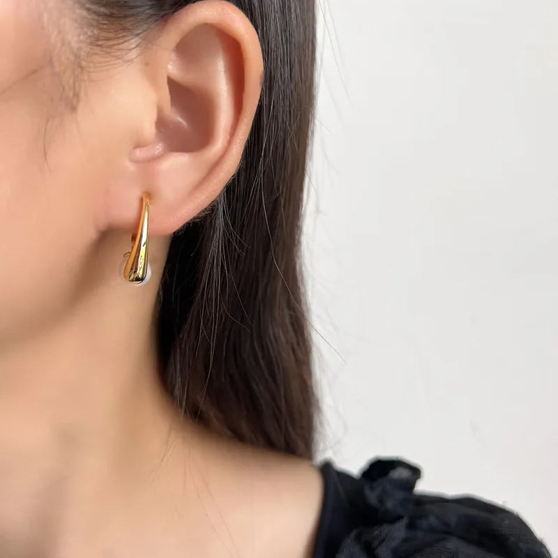 Elegant Gold Alloy Teardrop Hoop Pearl Stud & Clip On No Piercing Spiral Disc Women's Earrings