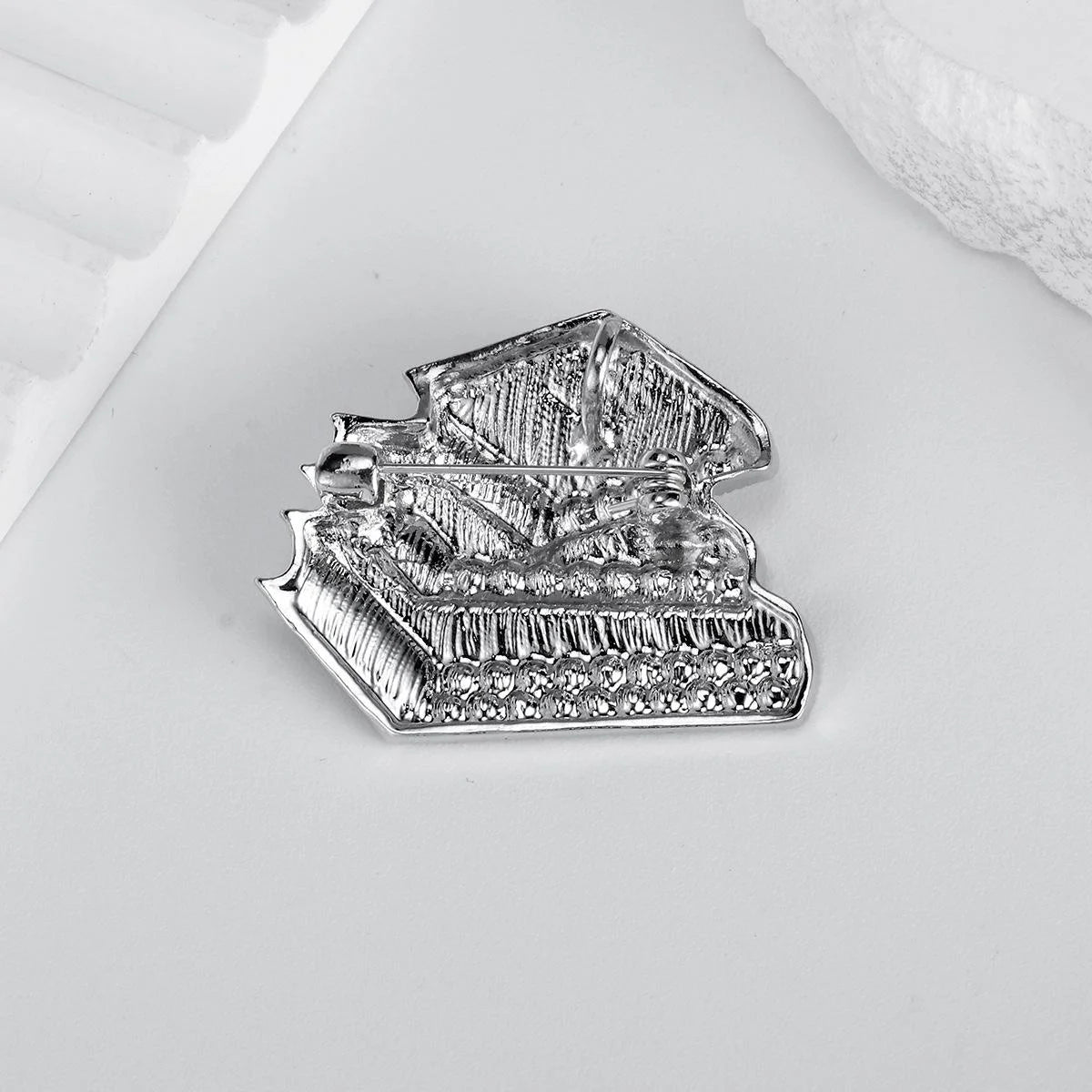 Luxury Rhinestone Three Books Brooch Pin With Enamel Pages, Creative Lapel Corsage Suit Accessory Gift