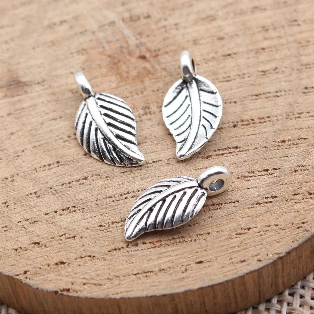 14x7.4mm 0.34g Antique Silver Zinc Alloy Leaf Charm Pendant for DIY Necklace Bracelet Making
