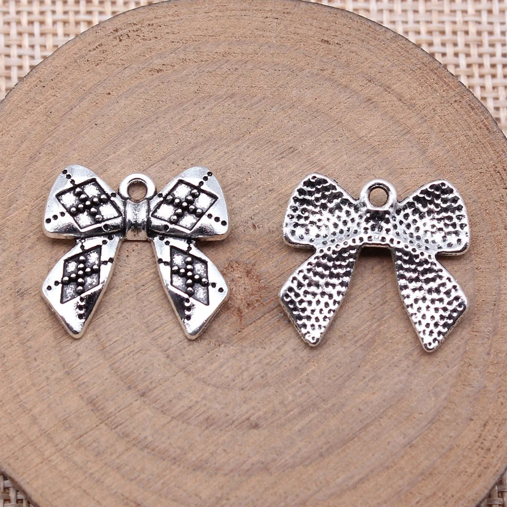 18x20mm 1.9g Antique Silver Zinc Alloy Bowknot Butterfly Charm Pendant for DIY Bracelet Necklace Making