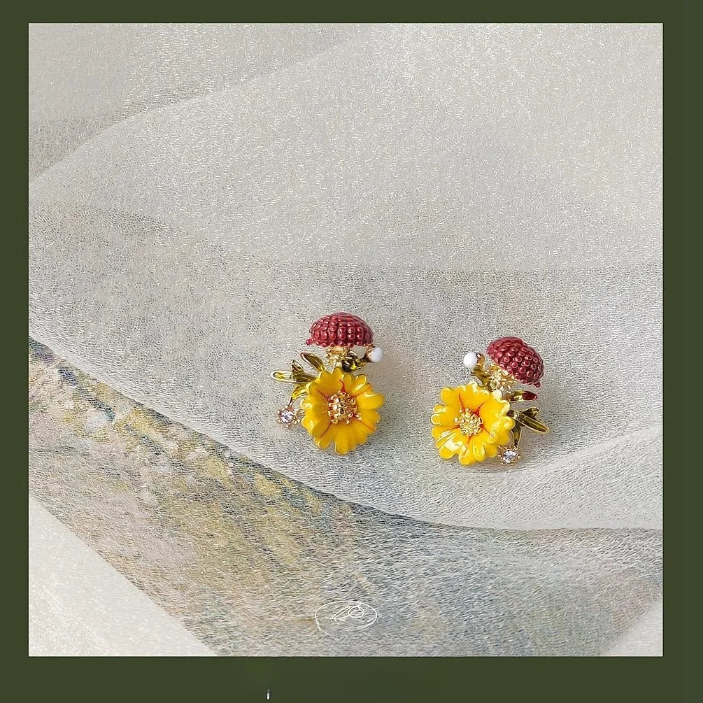 14K Plated Alloy Enamel Painted Flower Stud Earrings Vintage Forest Style Women's Jewelry