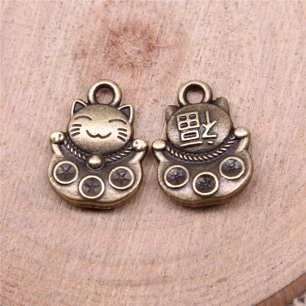 15x11mm 1.7g Multicolor Zinc Alloy Lucky Cat Charm Pendant for Necklace Bracelet DIY Jewelry Making