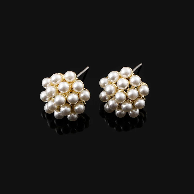 Elegant Geometric Pearl Cluster Alloy Stud & Clip On No Piercing Women's Fashion Jewelry Earrings
