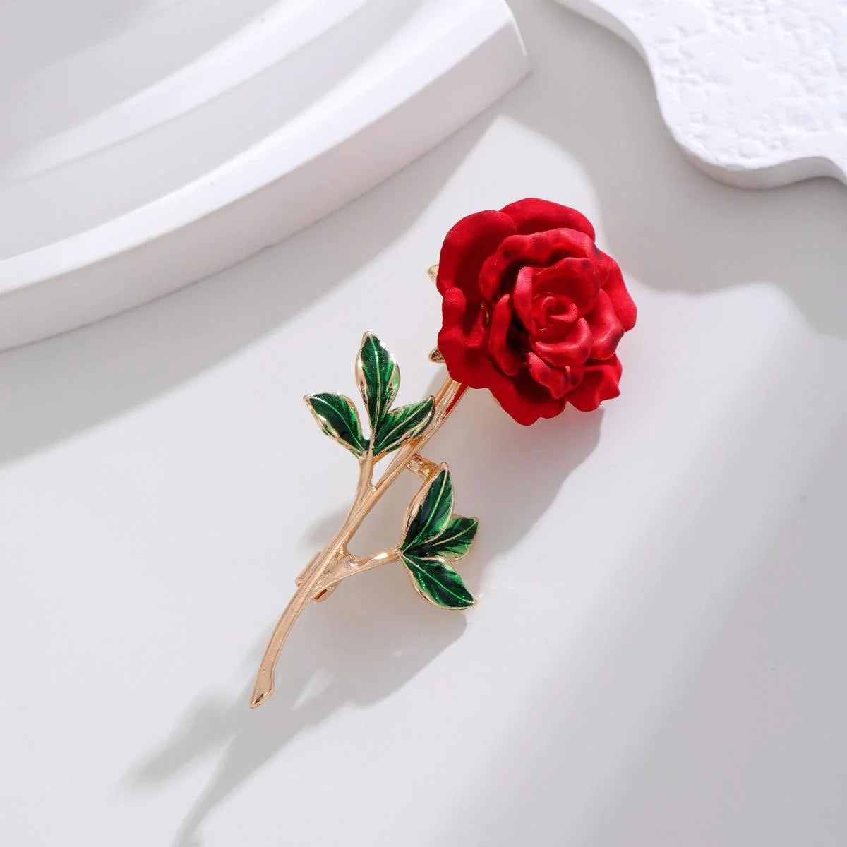Elegant Red Rose Flower Brooch With Green Enamel Leaves, Alloy Floral Lapel Pin Corsage Suit Accessory