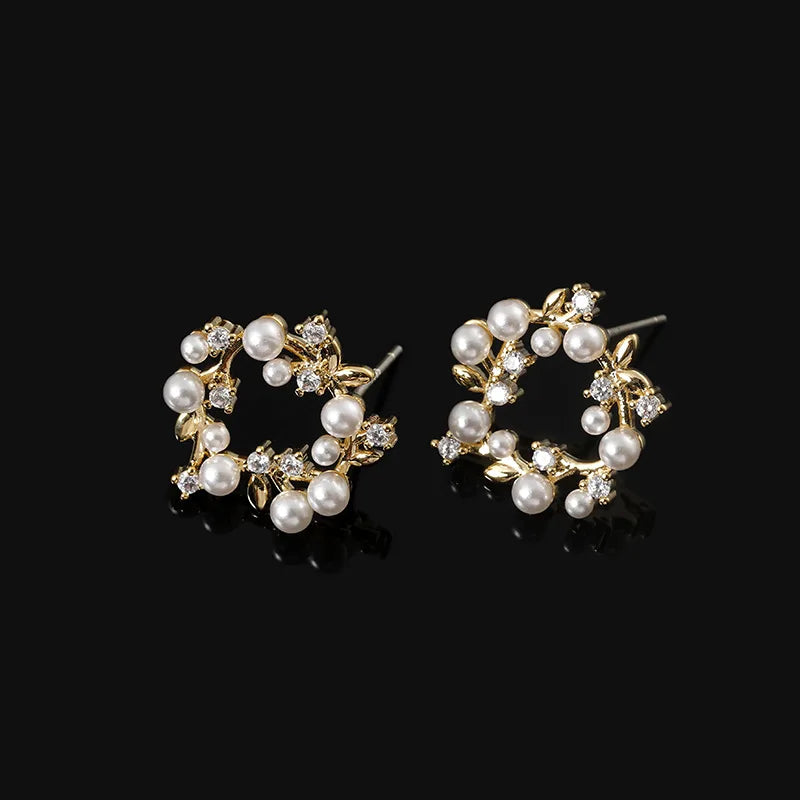 Elegant Round Pearl Rhinestone Floral Wreath Stud & Clip On No Piercing Gold Alloy Earrings