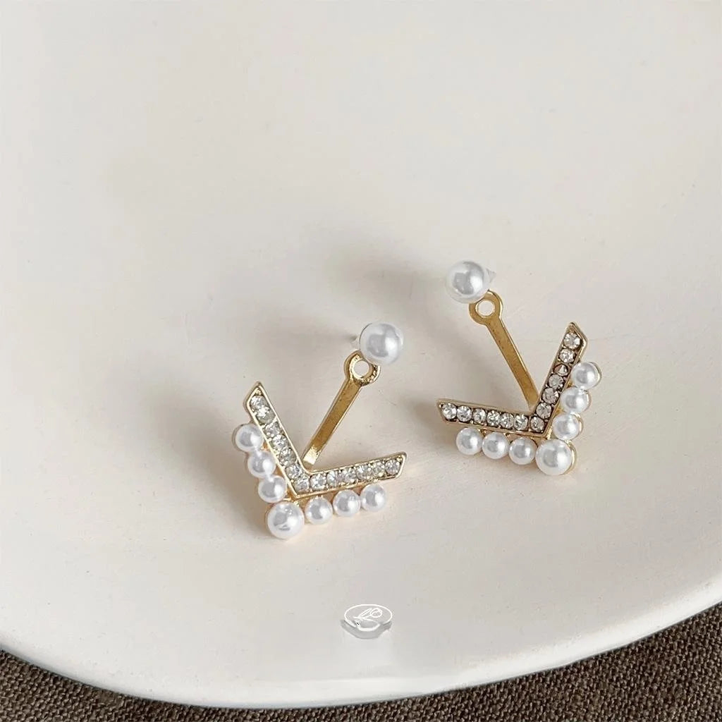 14K Gold Plated Alloy Pearl Triangle Stud Earrings, Style