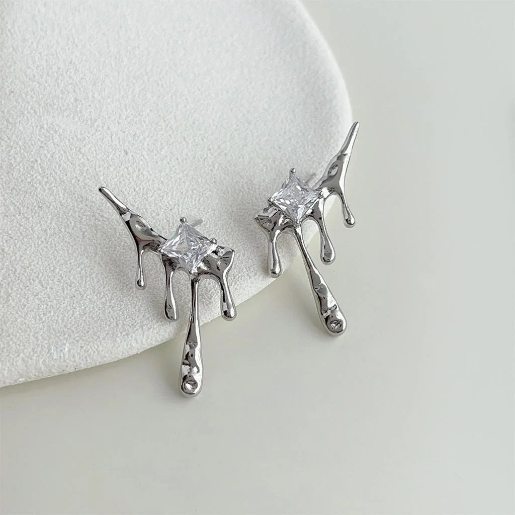 Niche Copper Micro Pave Zircon Butterfly Wing Heart Asymmetric Drop Earrings