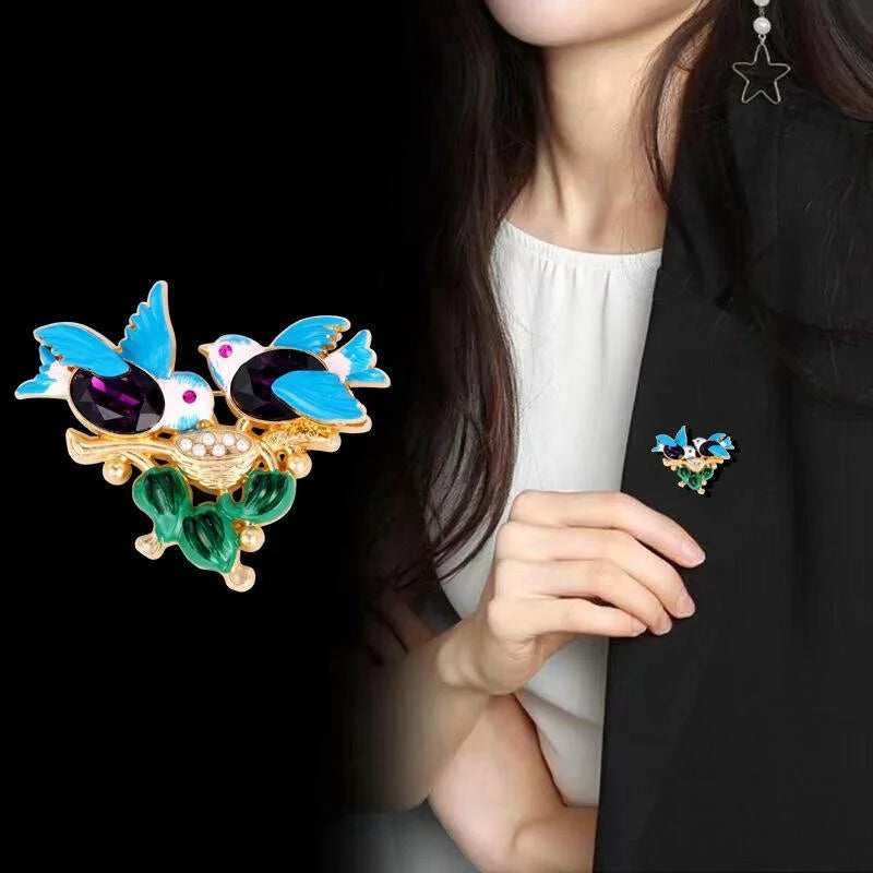 Elegant Enamel Love Birds Nest Brooch With Rhinestone Eyes, Gold Tone Alloy Lapel Pin Suit Accessory