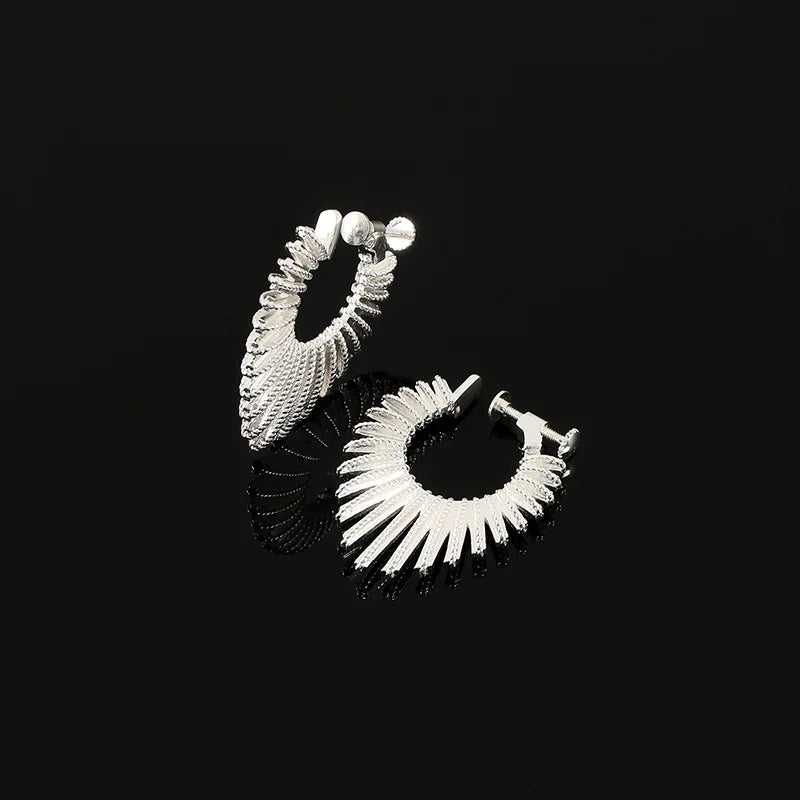 Elegant Silver Alloy Textured Heart Hoop Stud & Clip On No Piercing Minimalist Line Statement Earrings