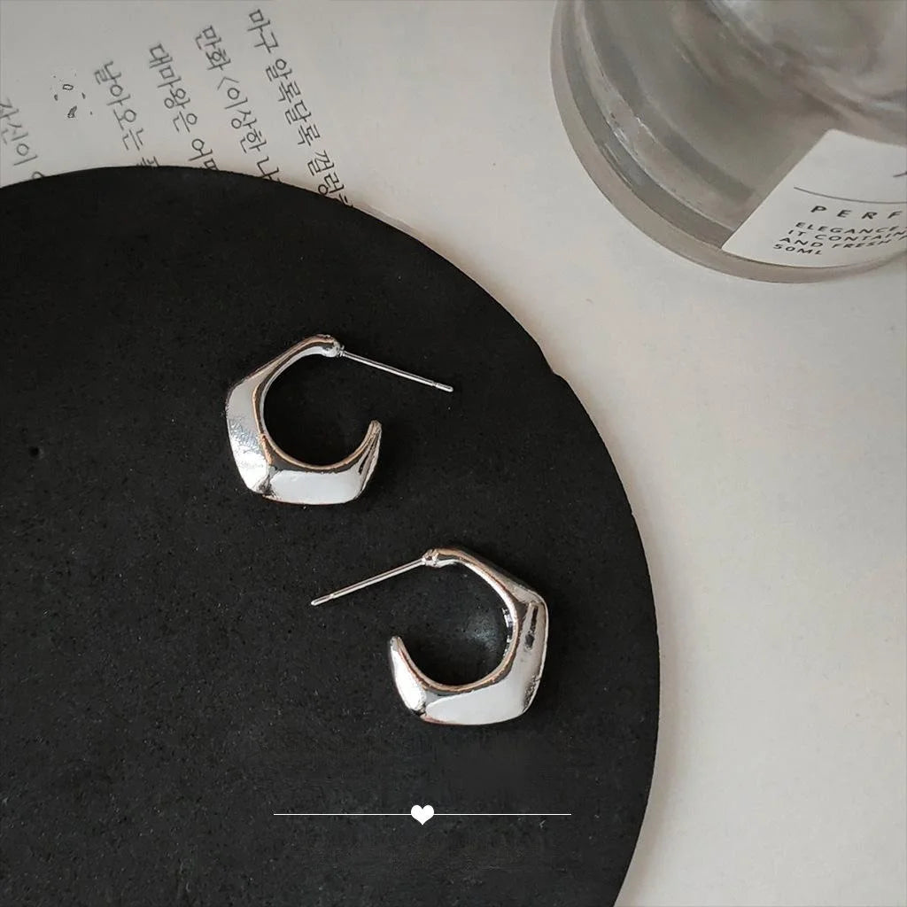Sweet Cool Style Copper Geometric Smooth Irregular Ring Stud Earrings For Women